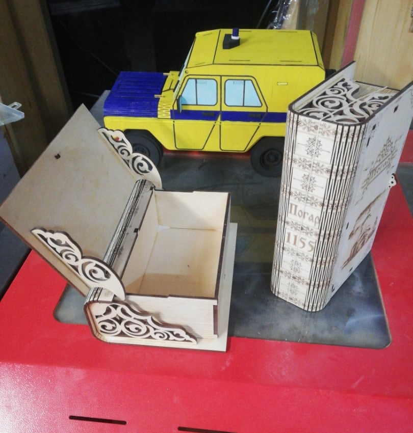 طرح جعبه کتاب تزئینی مناسب برای استفاده در دستگاه های cnc چوب و cnc لیزر - laser cut decorative book box cdr file