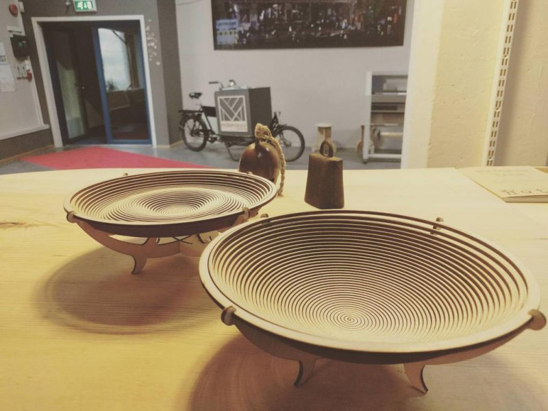 طرح کاسه مارپیچی شکل دار مناسب برای استفاده در دستگاه های cnc چوب و cnc لیزر - laser cut shape conforming spiral bowls dxf file