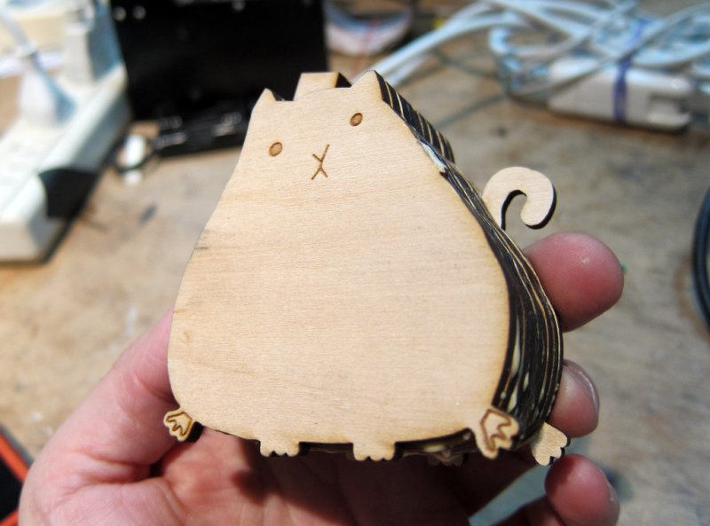 طرح سوت گربه مناسب برای استفاده در دستگاه های cnc چوب و cnc لیزر - laser cut cat whistle svg file