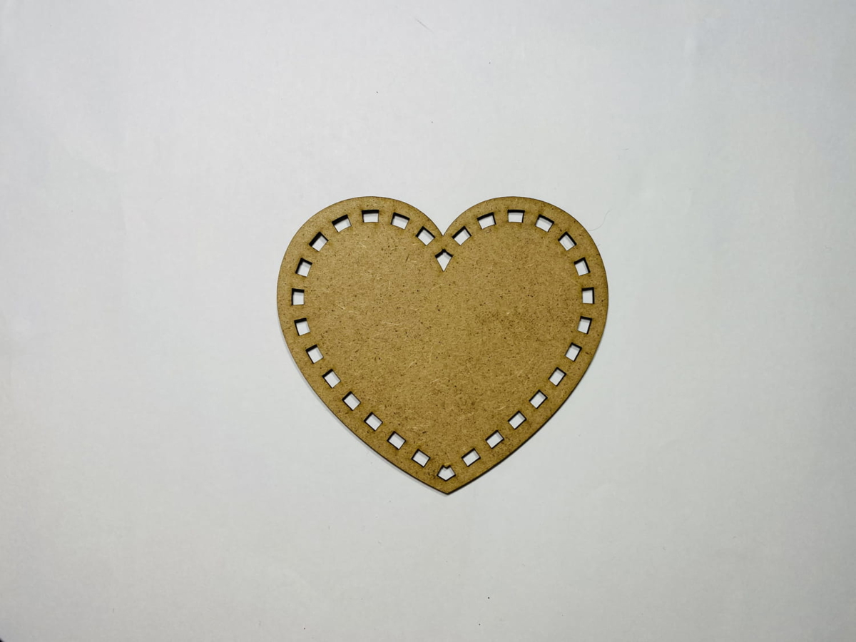 طرح برش چوب به شکل قلب با دستگاه لیزر مناسب برای استفاده در دستگاه های cnc چوب و cnc لیزر - laser cut heart shape wood cutout cdr file