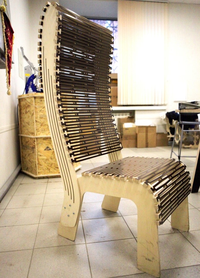 طرح صندلی با لولای چوبی از جنس تخته سه لا مناسب برای استفاده در دستگاه های cnc چوب و cnc لیزر - plywood live hinge chair dxf file