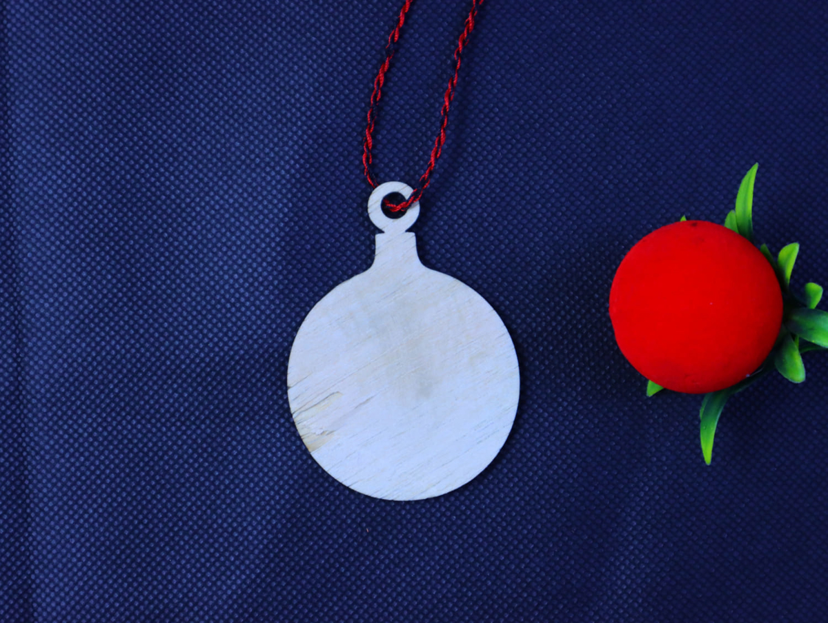 طرح کاردستی تزیینات کریسمس چوبی مناسب برای استفاده در دستگاه های cnc چوب و cnc لیزر - laser cut wooden christmas bauble craft blank decoration cdr file