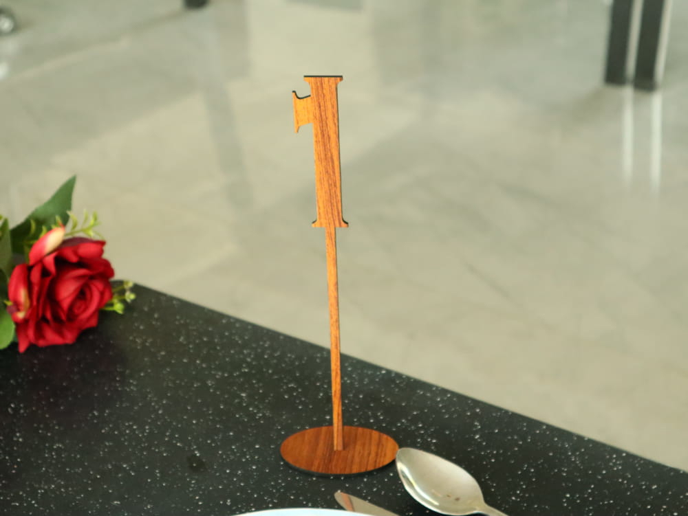 طرح شماره‌های میز روی چوب 09 مناسب برای استفاده در دستگاه های cnc چوب و cnc لیزر - laser cut table numbers on sticks 0 9 cdr file