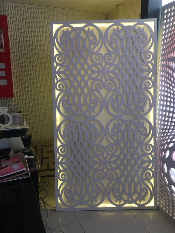 طرح پارتیشن تزئینی مناسب برای استفاده در دستگاه های cnc چوب و cnc لیزر - laser cut decorative partition screen svg file