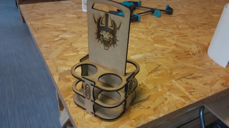 طرح بسته نوشابه مناسب برای استفاده در دستگاه های cnc چوب و cnc لیزر - laser cut beer pack