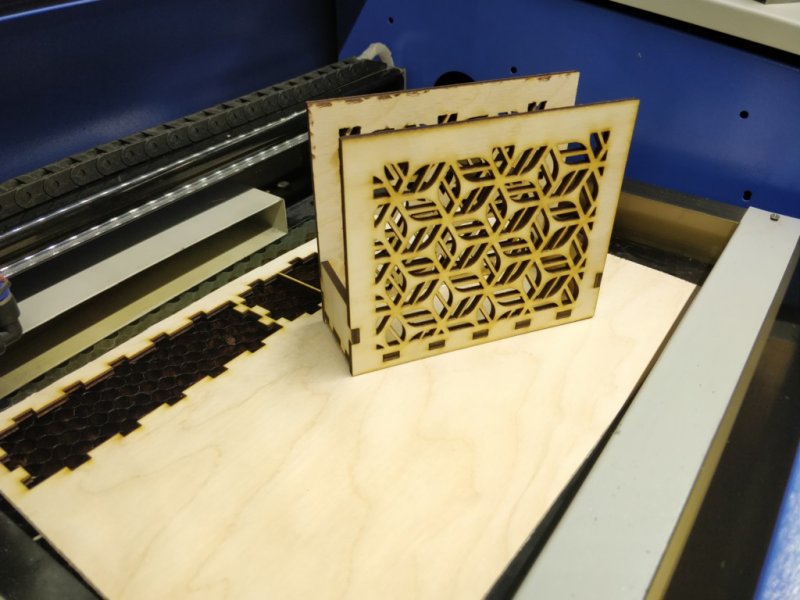 طرح جا دستمال سفره تزئینی مناسب برای استفاده در دستگاه های cnc چوب و cnc لیزر - laser cut decorative napkin holder svg file