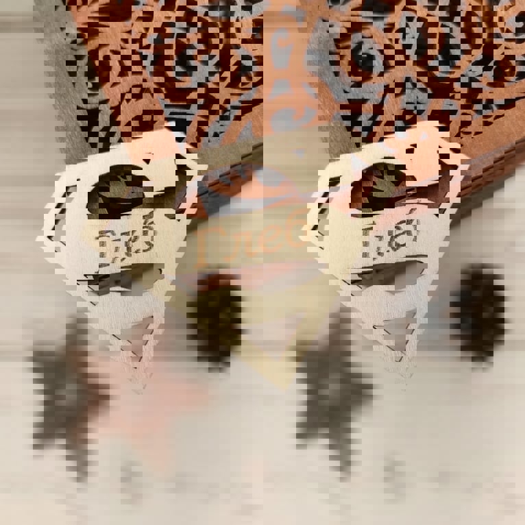 طرح دکور سوپرمن مناسب برای استفاده در دستگاه های cnc چوب و cnc لیزر - laser cut superman decor dxf file