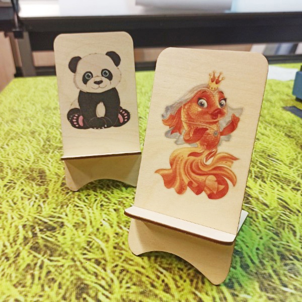 طرح پایه گوشی چوبی مناسب برای استفاده در دستگاه های cnc چوب و cnc لیزر - laser cut wooden phone stand dxf file