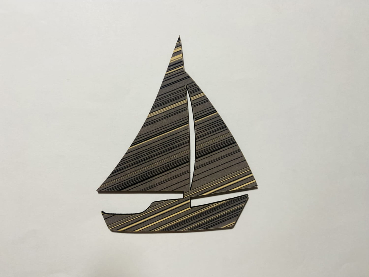طرح قایق بادبانی طرح چوبی ناتمام مناسب برای استفاده در دستگاه های cnc چوب و cnc لیزر - laser cut sailboat unfinished wood cutout cdr file