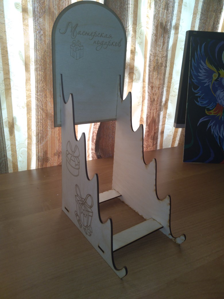 طرح سه بعدی با فرمت 3mm کارت هدیه مناسب برای استفاده در دستگاه های cnc چوب و cnc لیزر - laser cut gift card display stand 3mm cdr file