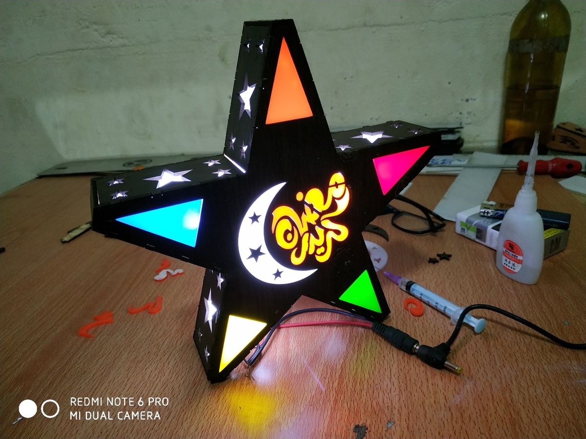 طرح چراغ خواب طرح ستاره مناسب برای استفاده در دستگاه های cnc چوب و cnc لیزر - laser cut star lamp night light dxf file