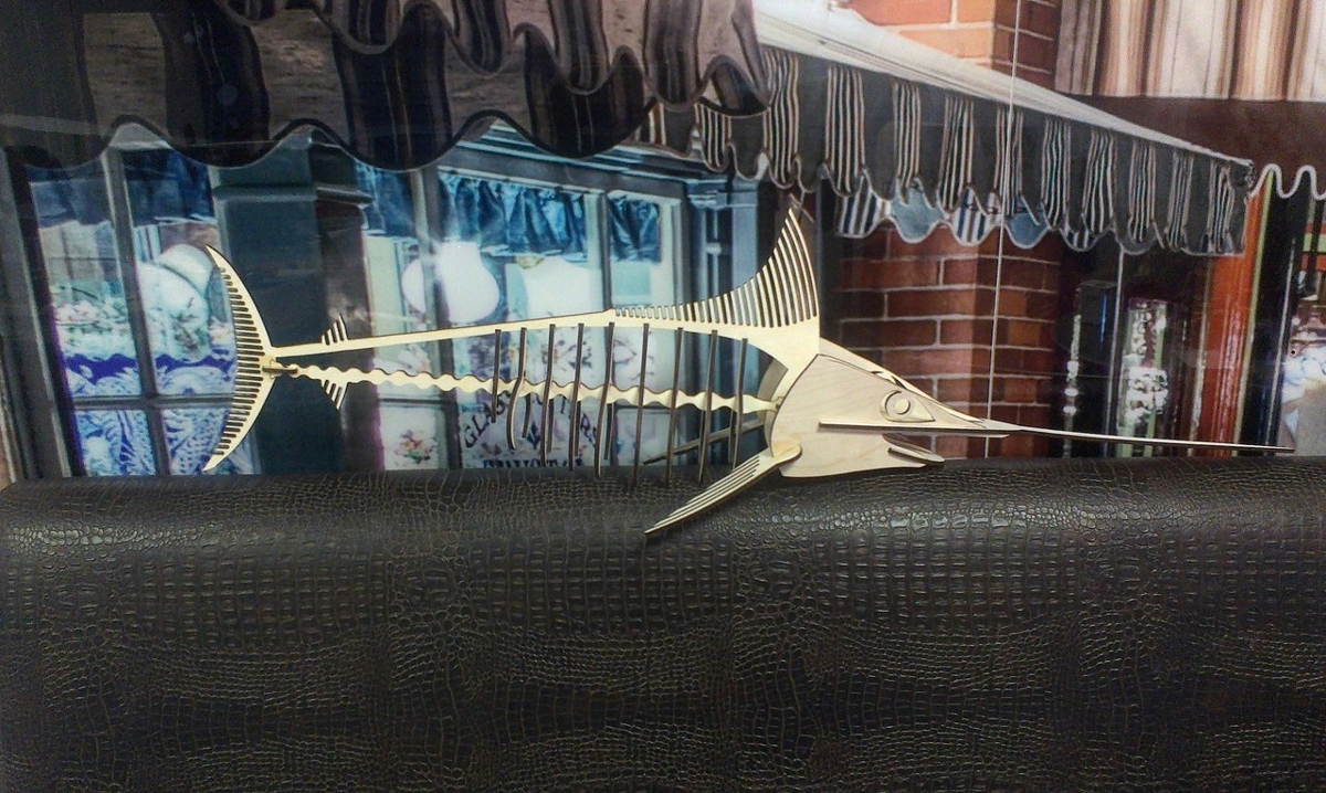 طرح اسکلت ماهی مناسب برای استفاده در دستگاه های cnc چوب و cnc لیزر - laser cut fish skeleton decor cdr file
