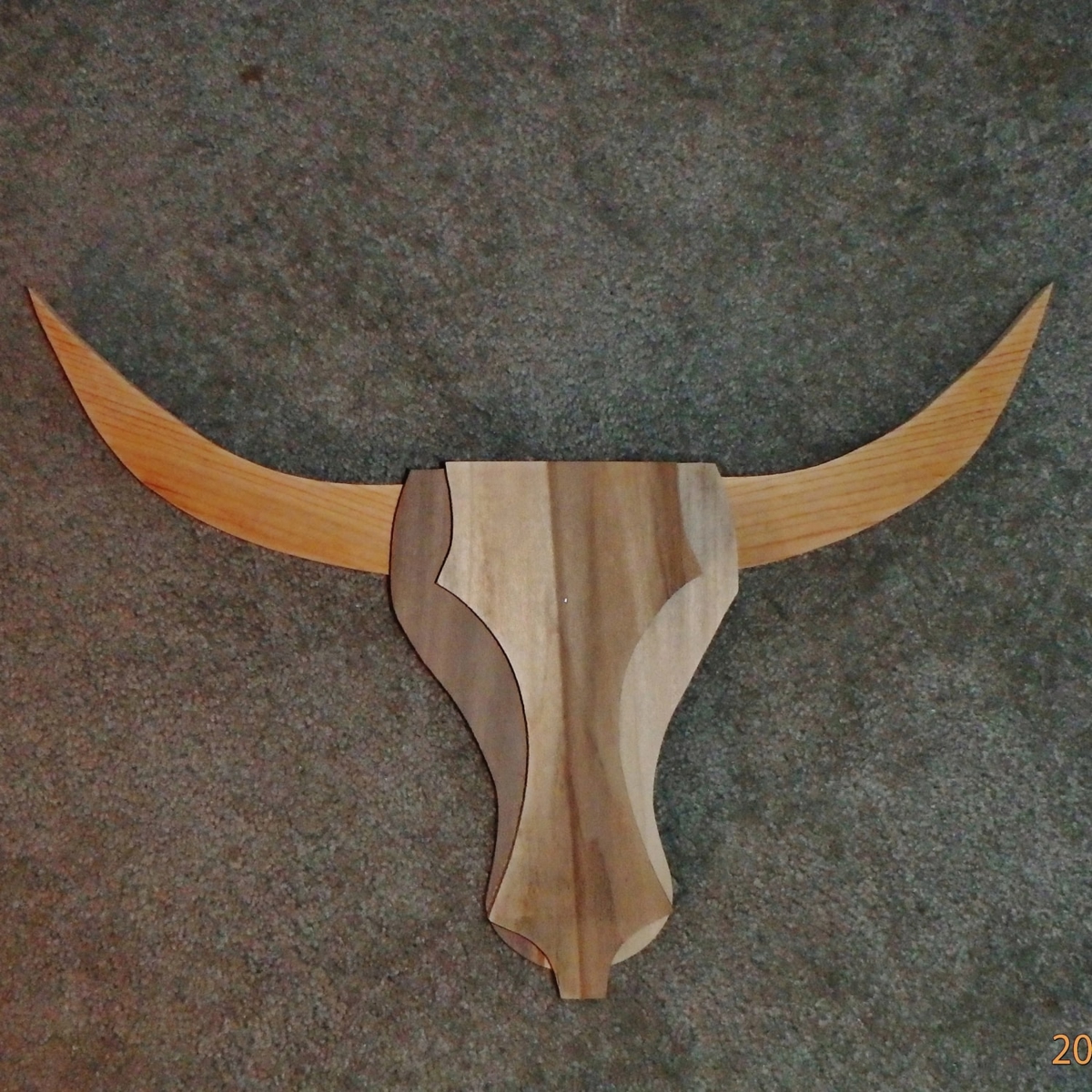 طرح سر گاو نر مناسب برای استفاده در دستگاه های cnc چوب و cnc لیزر - laser cut bull head svg file