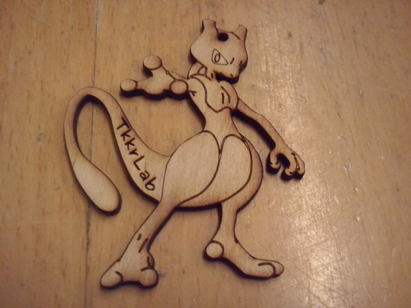 طرح پوکمون میوتو مناسب برای استفاده در دستگاه های cnc چوب و cnc لیزر - laser cut pokemon mewtwo svg file