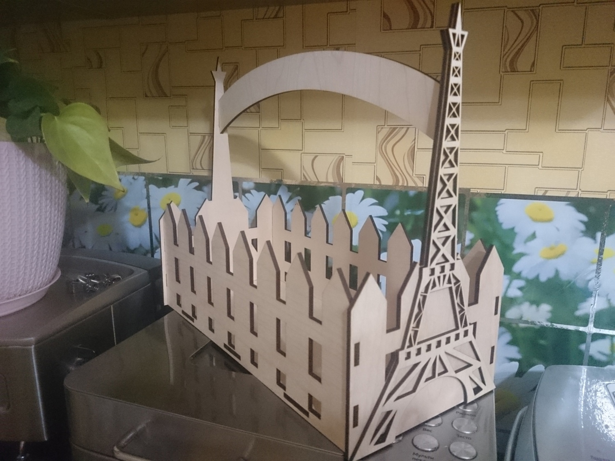 طرح جعبه گل برج ایفل سبد شیرینی مناسب برای استفاده در دستگاه های cnc چوب و cnc لیزر - laser cut eiffel tower flower box candy basket cdr file