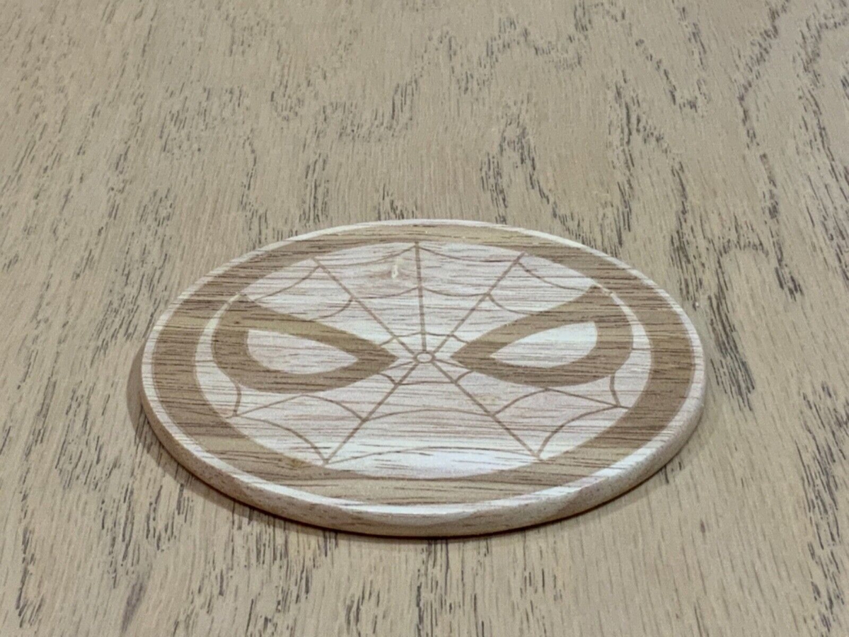 طرح لوگوی مرد عنکبوتی مناسب برای استفاده در دستگاه های cnc چوب و cnc لیزر - laser cut spider man logo coaster dxf file