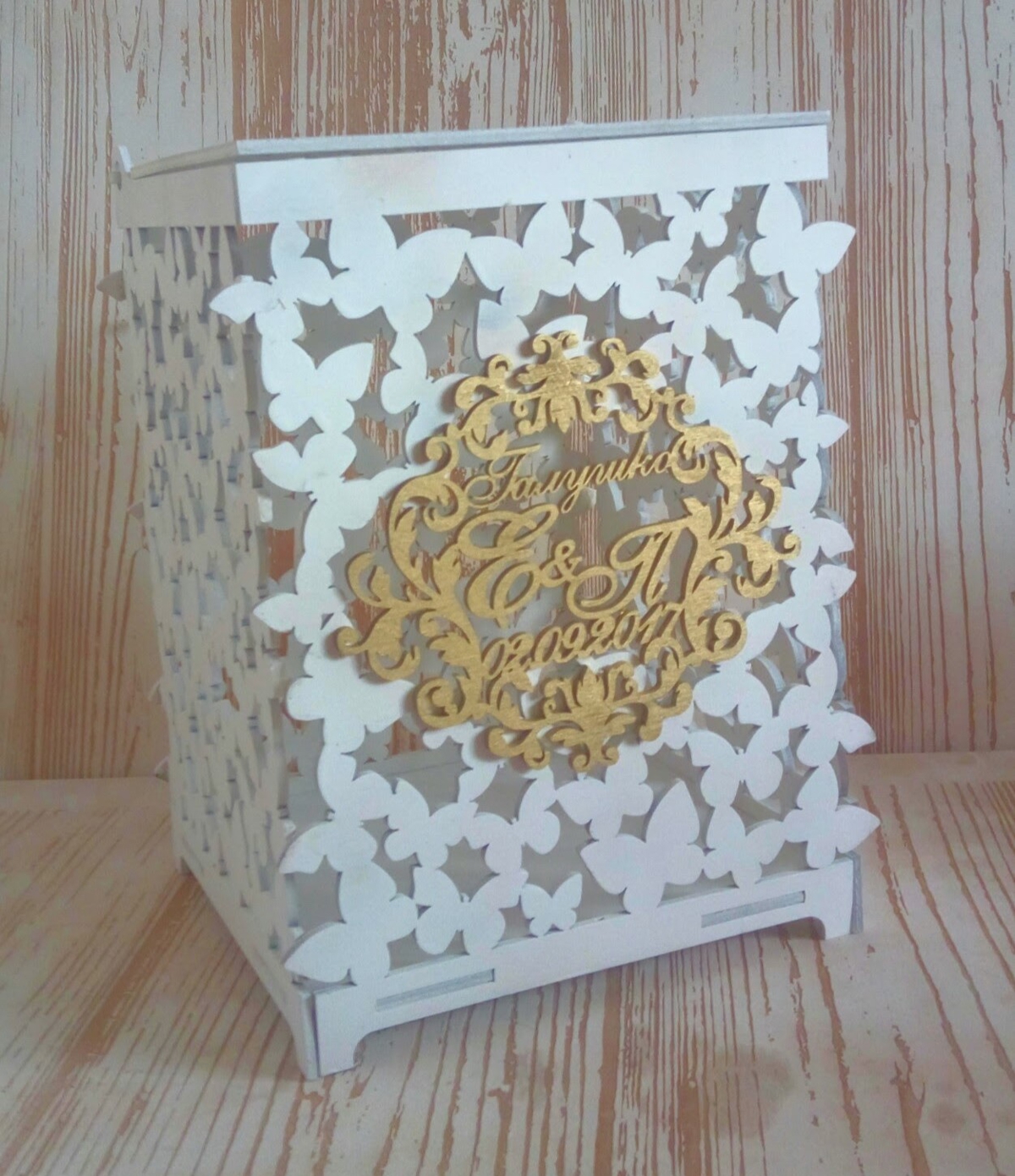 طرح کارت عروسی پروانه ای مناسب برای استفاده در دستگاه های cnc چوب و cnc لیزر - laser cut butterfly wedding card box cdr file