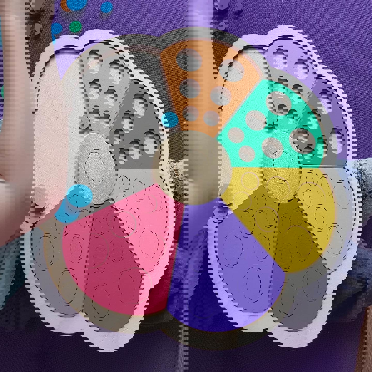 طرح پازل جورچین دایره ای بازی های رنگی برای کودکان نوپا مناسب برای استفاده در دستگاه های cnc چوب و cnc لیزر - laser cut circle sorter puzzle color games for toddlers cdr file