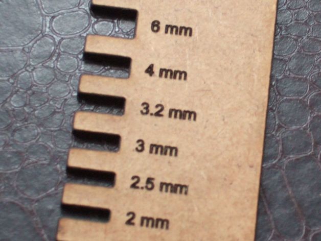 طرح ضخامت سنج ورق مناسب برای استفاده در دستگاه های cnc چوب و cnc لیزر - sheet thickness gauge laser cut cdr file