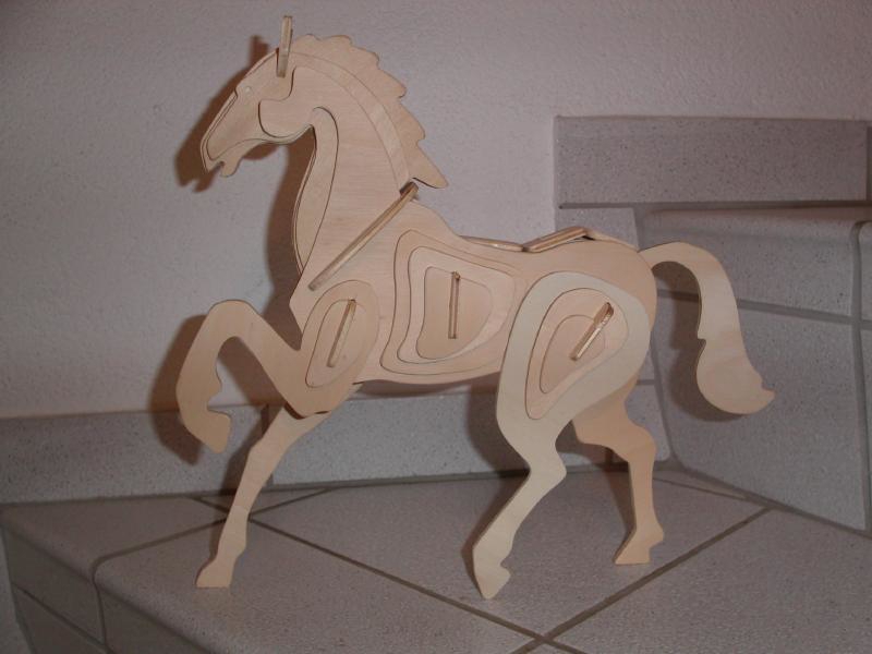 طرح پازل سه بعدی اسب مناسب برای استفاده در دستگاه های cnc چوب و cnc لیزر - horse 3d puzzle dxf file