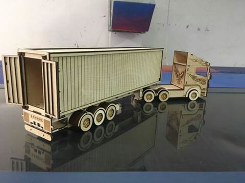 طرح اسکانیا r580 مناسب برای استفاده در دستگاه های cnc چوب و cnc لیزر - scania r580 laser cut cdr file