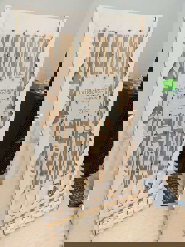 طرح بازی پلینکو مناسب برای استفاده در دستگاه های cnc چوب و cnc لیزر - laser cut plinko game