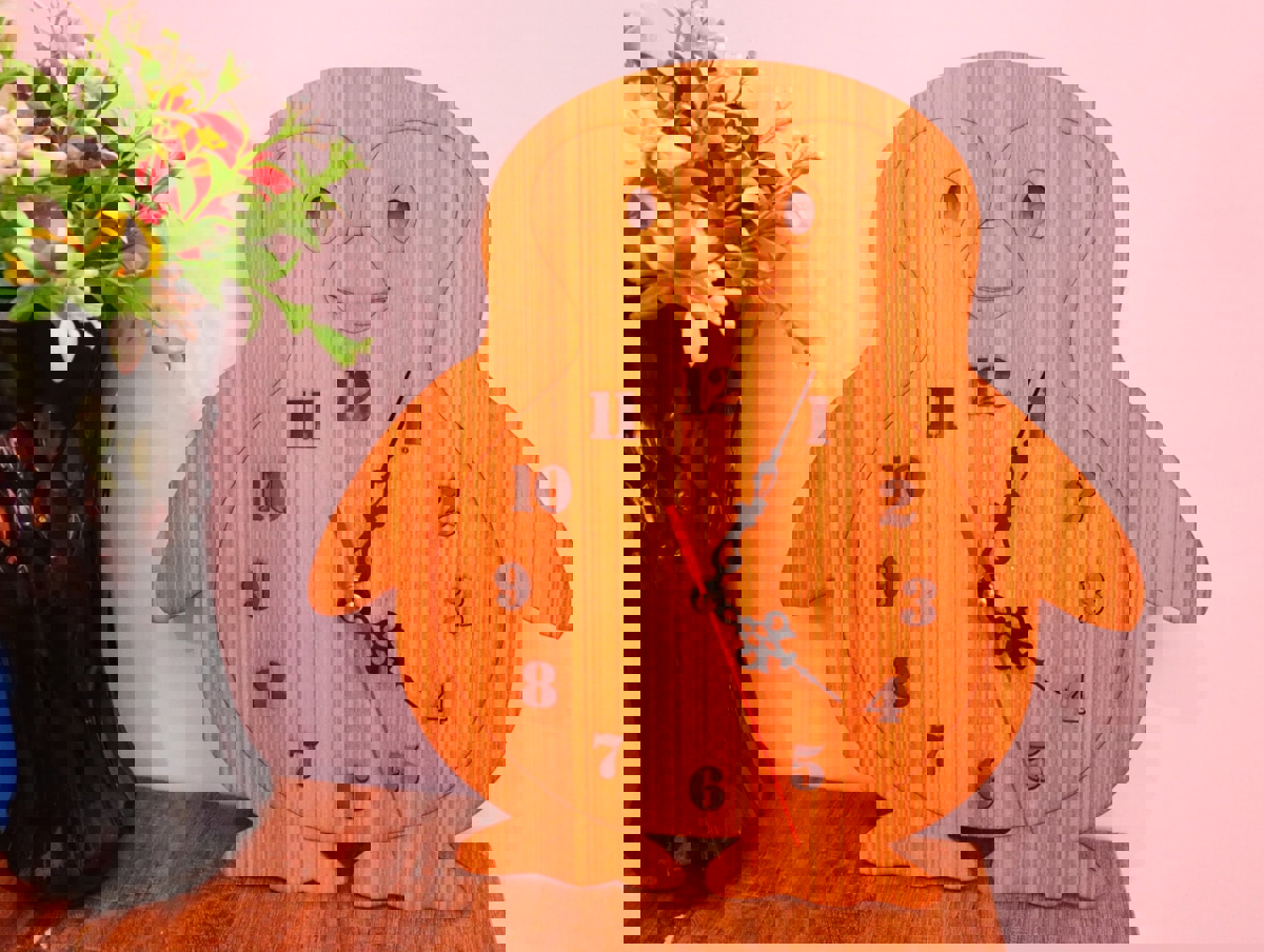 طرح ساعت دیواری طرح پنگوئن مناسب برای استفاده در دستگاه های cnc چوب و cnc لیزر - laser cut penguin wall clock cdr file