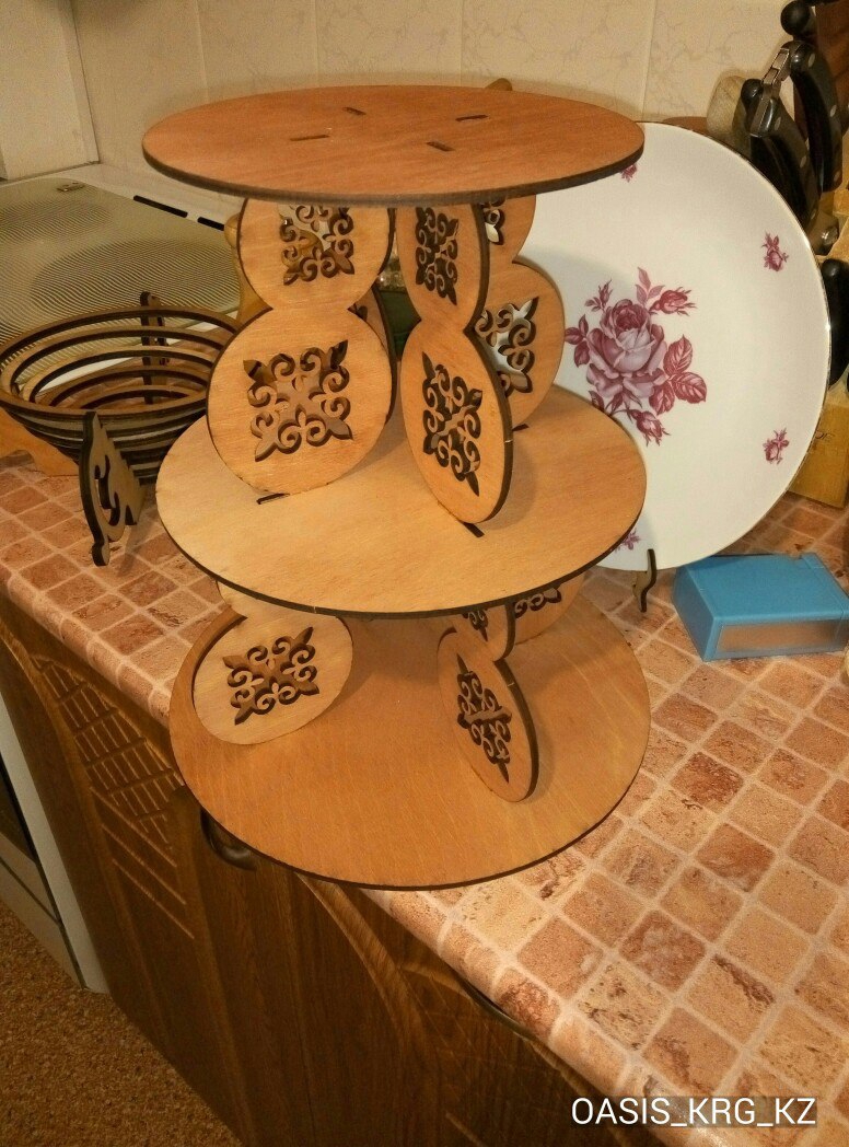 طرح پایه کیک مناسب برای استفاده در دستگاه های cnc چوب و cnc لیزر - laser cut cake stand template cdr file