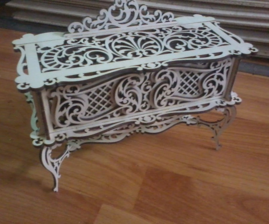 طرح جعبه جواهرات چوبی تزئینی مناسب برای استفاده در دستگاه های cnc چوب و cnc لیزر - laser cut decorative wooden jewellery box cdr file