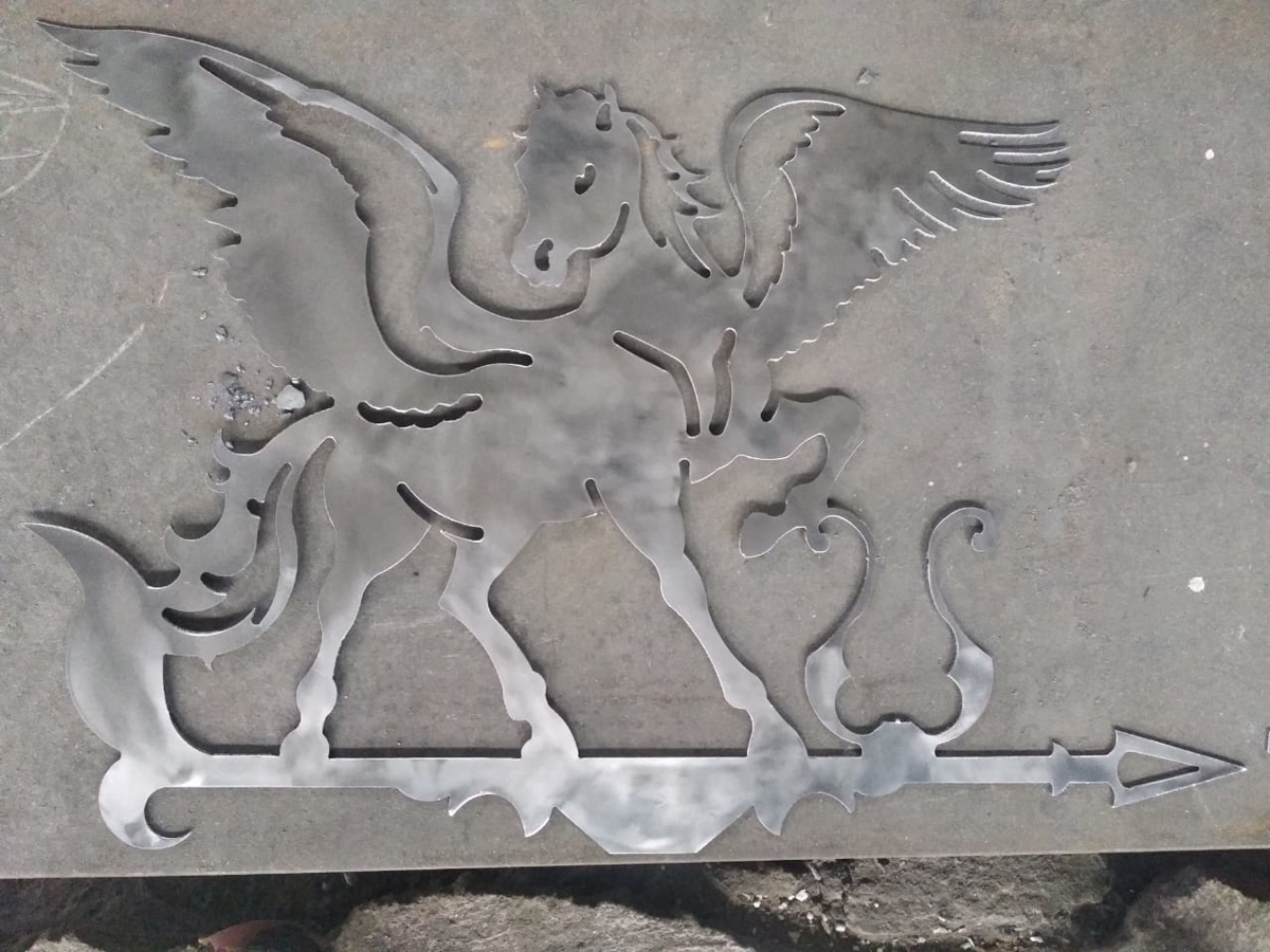 طرح هنری پلاسمای پگاسوس مناسب برای استفاده در دستگاه های cnc چوب و cnc لیزر - laser cut pegasus weathervane plasma art dxf file