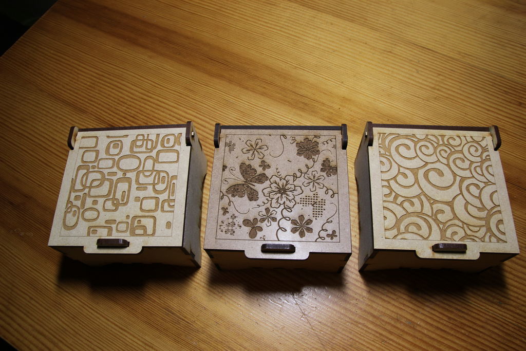 طرح جعبه های تزئینی مناسب برای استفاده در دستگاه های cnc چوب و cnc لیزر - laser cut decorative boxes ai file
