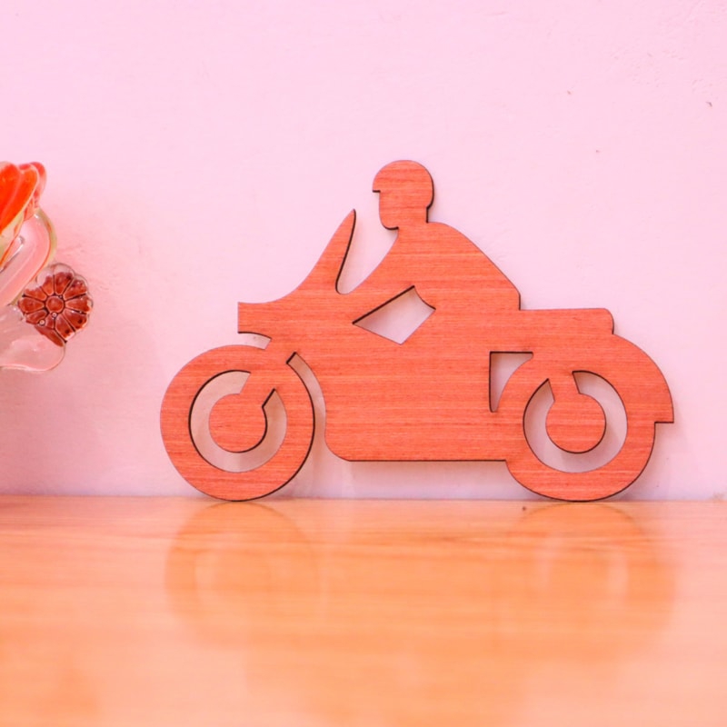 طرح موتورسیکلت با فرمت کورل مناسب برای استفاده در دستگاه های cnc چوب و cnc لیزر - laser cut motorcycle shape cutout wooden ornament cdr file