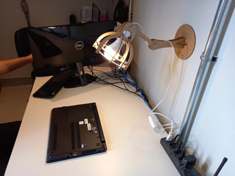 طرح چراغ دیواری چوبی مناسب برای استفاده در دستگاه های cnc چوب و cnc لیزر - laser cut wood tilt wall lamp dxf file