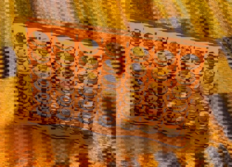 طرح بازی اتصال چهار دستگاه مناسب برای استفاده در دستگاه های cnc چوب و cnc لیزر - laser cut connect four game svg file