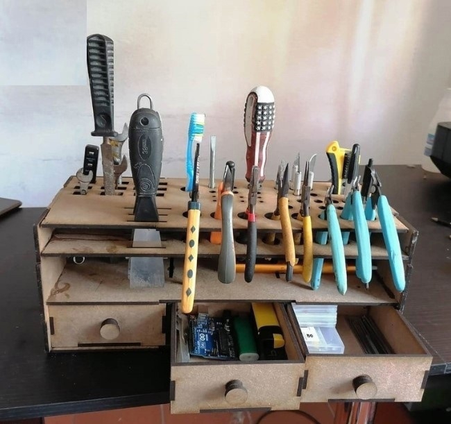 طرح جا ابزار چوبی طرح دار مناسب برای استفاده در دستگاه های cnc چوب و cnc لیزر - laser cut wooden tool holder organizer cdr file
