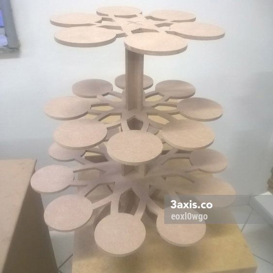 طرح پایه کاپ کیک مناسب برای استفاده در دستگاه های cnc چوب و cnc لیزر - laser cut party cupcake stand dxf file