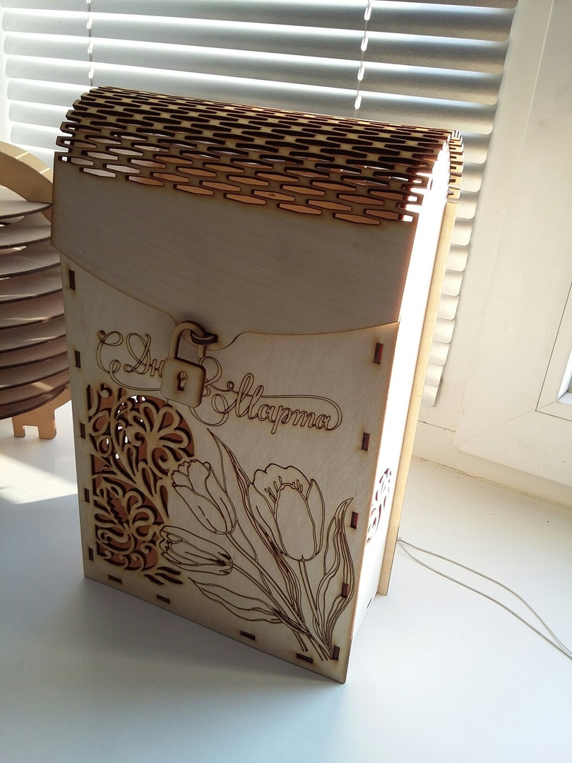 طرح جعبه نوشابه تزئینی سه لایه 3 میلی متری مناسب برای استفاده در دستگاه های cnc چوب و cnc لیزر - laser cut decorative wine box 3mm plywood cdr file