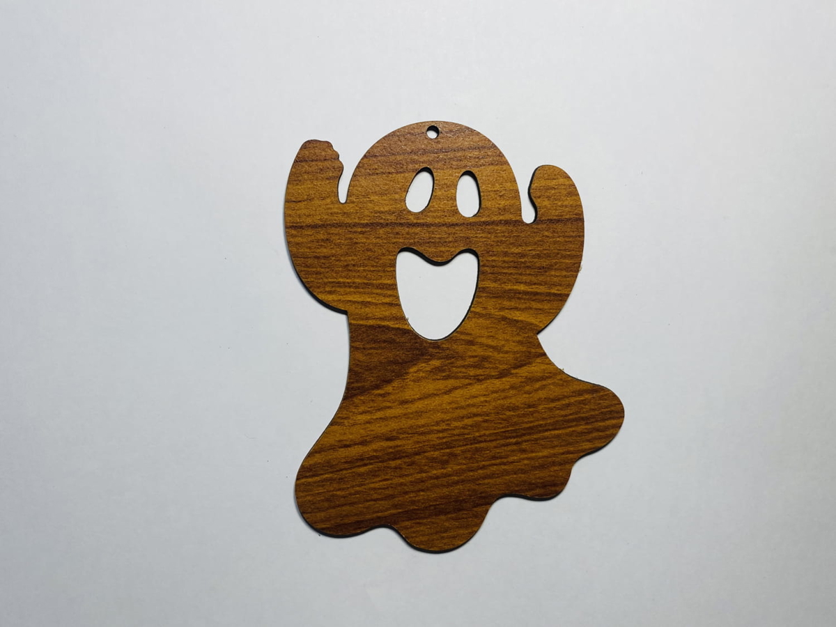 طرح چوب ضخیم طرح روح هالووین مناسب برای استفاده در دستگاه های cnc چوب و cnc لیزر - laser cut chunky wood ghost cutout halloween craft cdr file