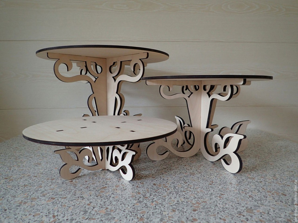 طرح میز دکوری مناسب برای استفاده در دستگاه های cnc چوب و cnc لیزر - laser cut decor table cdr file