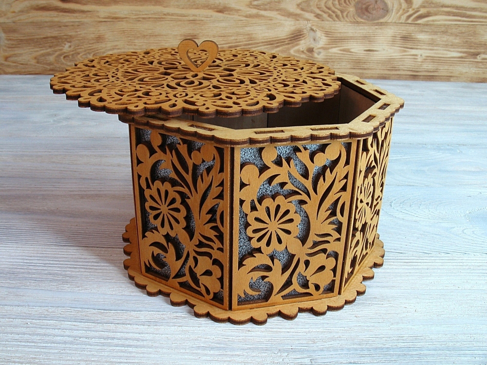 طرح جعبه تزئینی با طرح گل و بوته مناسب برای استفاده در دستگاه های cnc چوب و cnc لیزر - laser cut decorative box with floral pattern cdr file