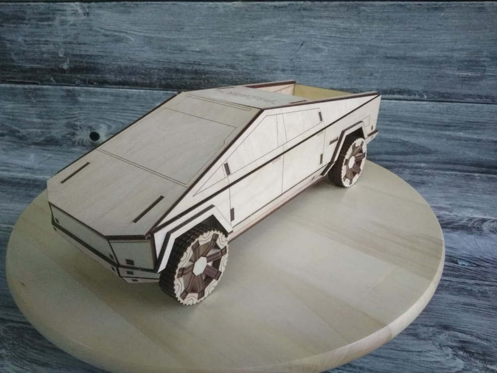طرح مدل چوبی کامیون سایبرتراک تسلا مناسب برای استفاده در دستگاه های cnc چوب و cnc لیزر - laser cut tesla cybertruck wooden model cdr file