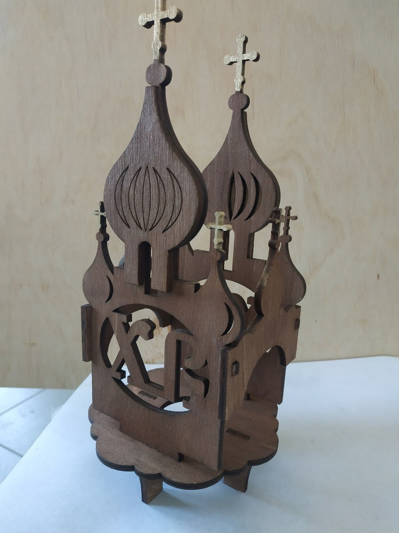 طرح کلیسای جامع مناسب برای استفاده در دستگاه های cnc چوب و cnc لیزر - laser cut cathedral template cdr file