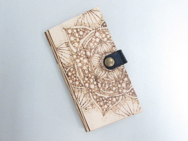 طرح قاب گوشی چوبی مناسب برای استفاده در دستگاه های cnc چوب و cnc لیزر - laser cut wooden phone cover dxf file