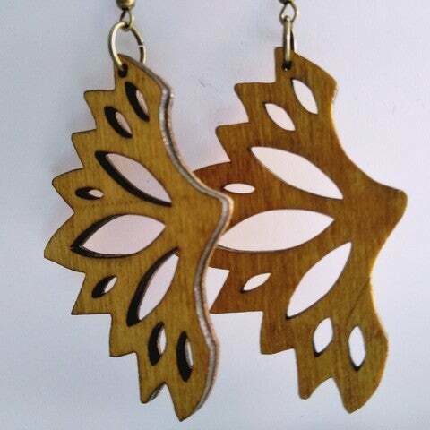 طرح گوشواره پروانه مناسب برای استفاده در دستگاه های cnc چوب و cnc لیزر - laser cut butterfly earrings svg file
