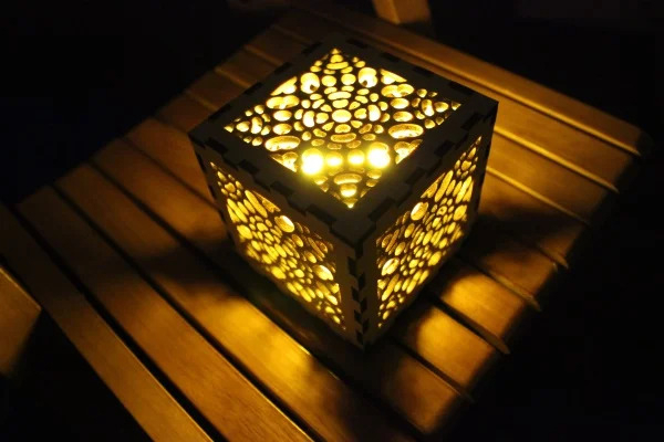 طرح آباژور لانه زنبوری مناسب برای استفاده در دستگاه های cnc چوب و cnc لیزر - laser cut honeycomb lampshade cdr file