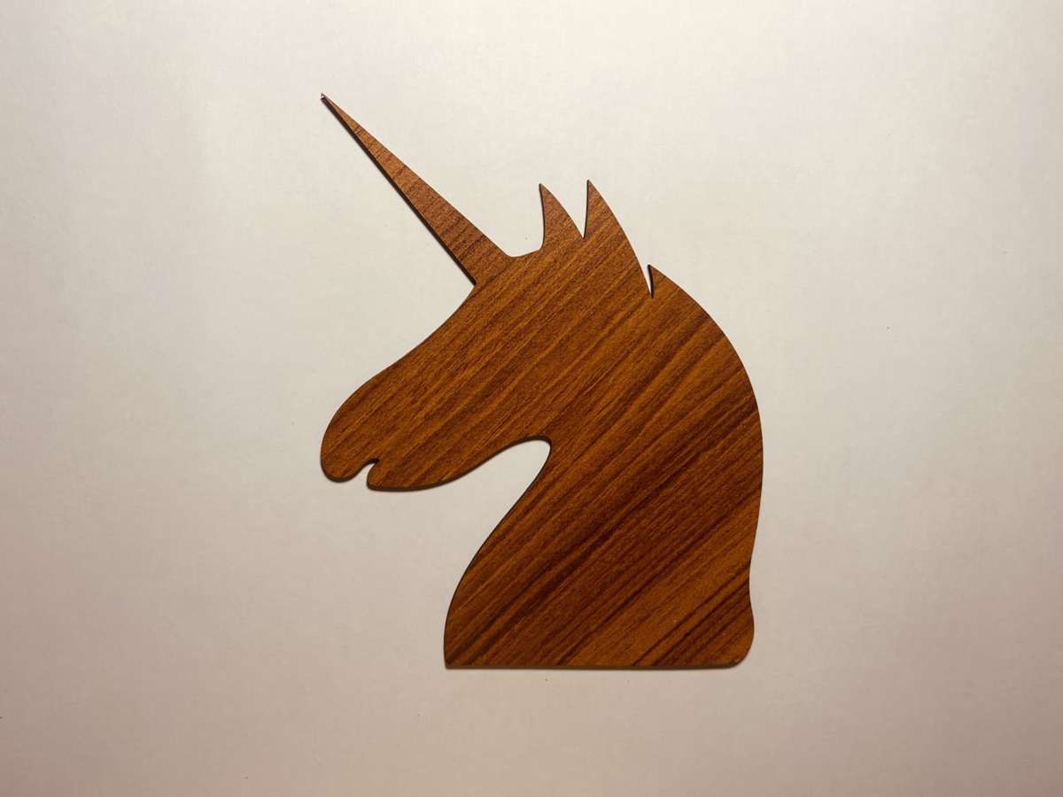 طرح چوب تک شاخ طرح چوب خام و ناتمام مناسب برای استفاده در دستگاه های cnc چوب و cnc لیزر - laser cut unicorn wood cutout unfinished wood craft blank cdr file