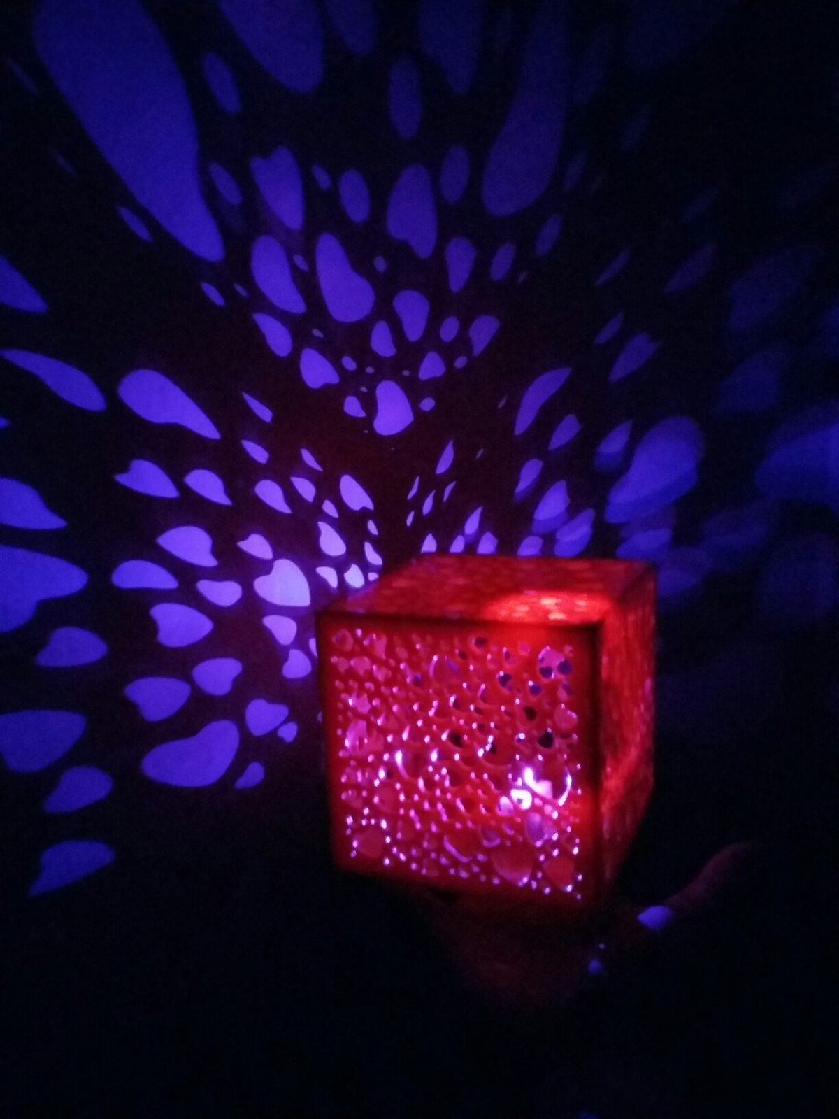 طرح چراغ خواب طرح قلب مکعبی مناسب برای استفاده در دستگاه های cnc چوب و cnc لیزر - laser cut cube heart night light dxf file
