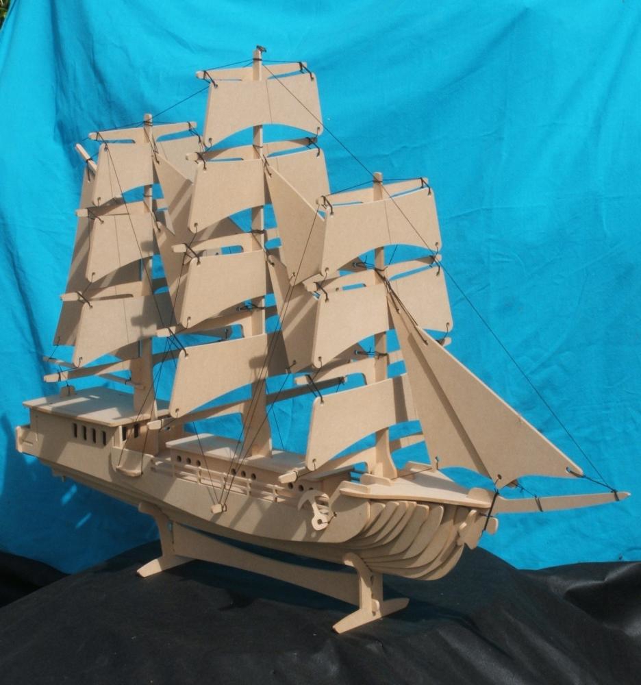 طرح پازل سه بعدی کشتی بادبانی قدیمی مناسب برای استفاده در دستگاه های cnc چوب و cnc لیزر - laser cut retro sailing ship 3d puzzle dxf file