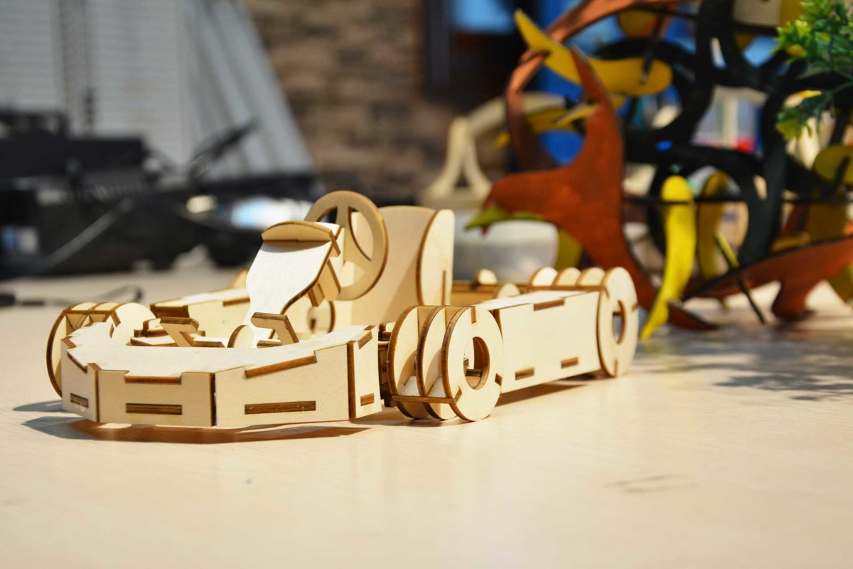 طرح جعبه چوبی مخصوص کارتینگ مناسب برای استفاده در دستگاه های cnc چوب و cnc لیزر - laser cut wooden go kart cdr file