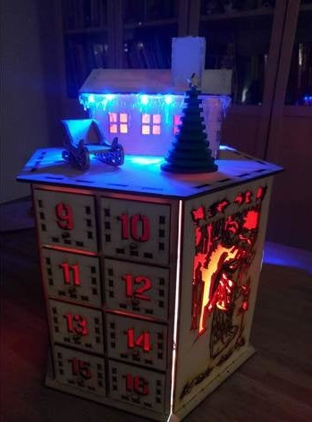 طرح تقویم کریسمس و تقویم ظهور مناسب برای استفاده در دستگاه های cnc چوب و cnc لیزر - laser cut christmas calendar advent calendar cdr file